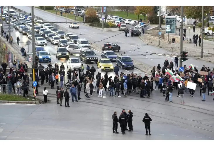 Протест в "Люлин" заради кризата с боклука