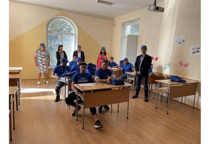 Първите ученици от дуалната форма на обучение в ПГ по МСС започнаха работа в Локомотивно депо - Мездра