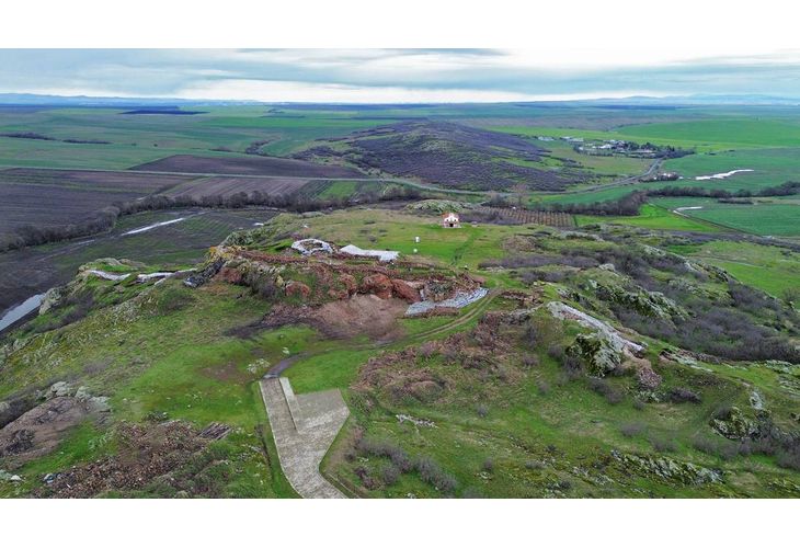 Започнаха археологическите разкопки на средновековния град Русокастро 