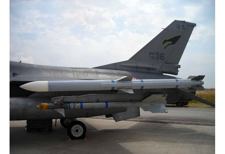 Ракети AIM-120C-8 AMRAAM