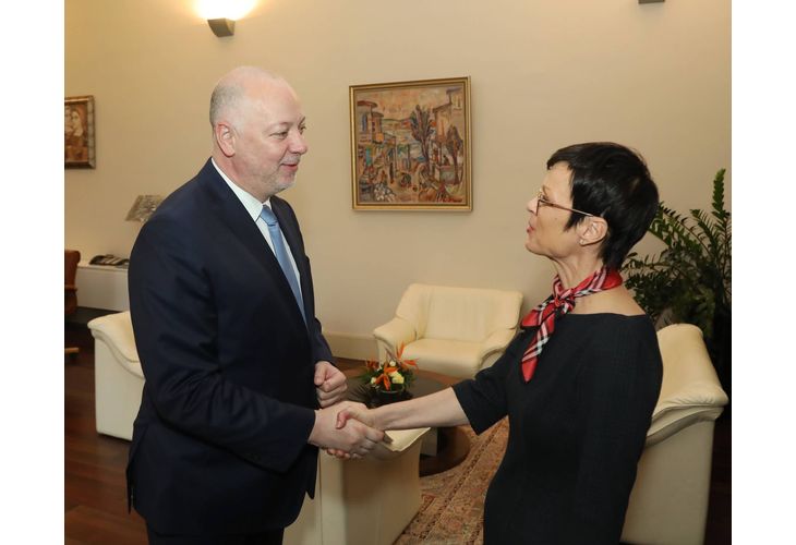 Министър-председателят Росен Желязков и европейският комисар по разширяването Марта Кос Министър-председателят Росен Желязков и европейският комисар по разширяването Марта Кос