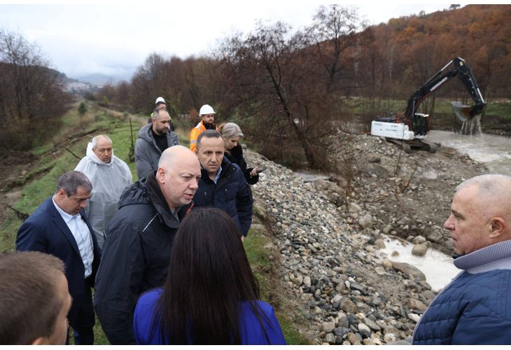 Премиерът Желязков разпореди денонощно наблюдение на река Струма и водосбора й по цялото течение от язовир Студена