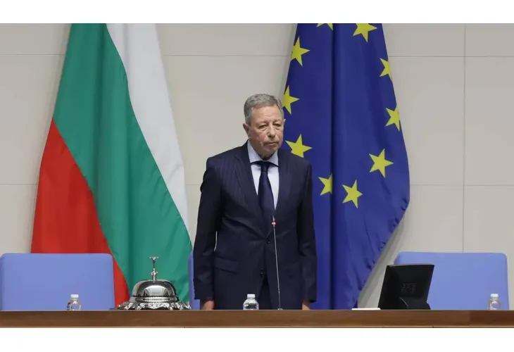 Румен Миланов открива 52-то НС