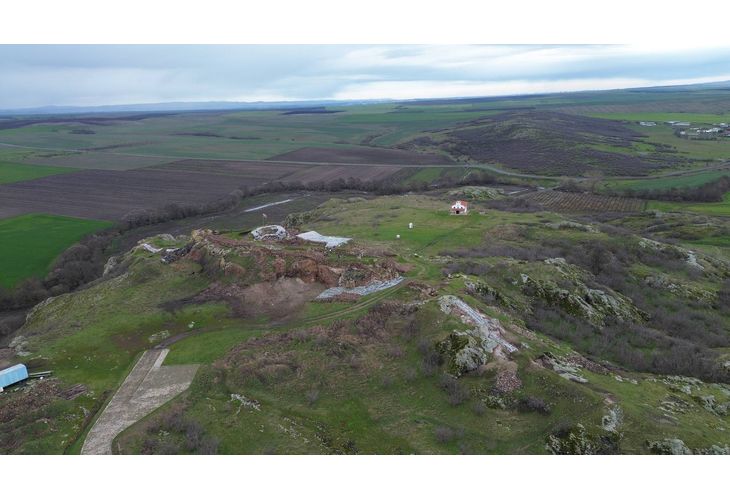 Средновековният град Русокастро