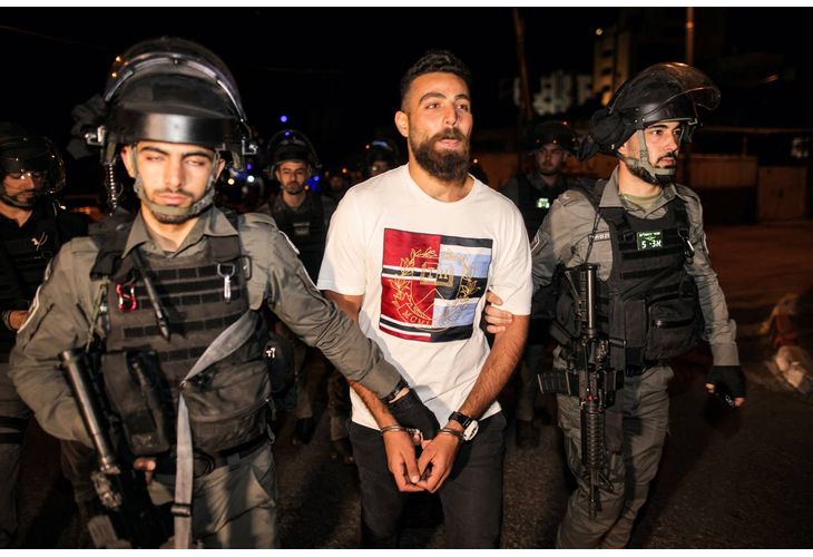 Сблъсъци между палестинци и израелската полиция в Йерусалим