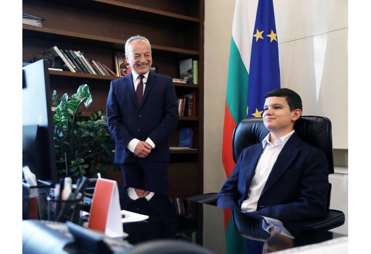 Вярвам, че България може да има открито и честно управление.