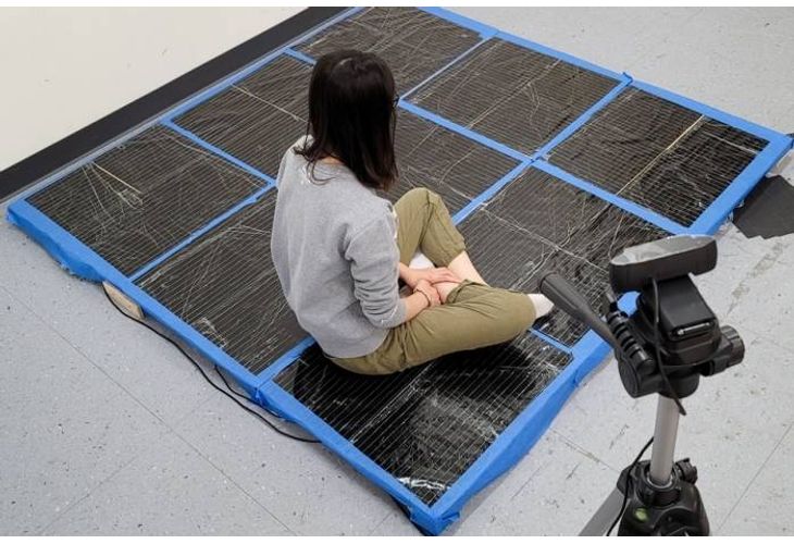 Смарт-килимът разполага с над 9000 сензора