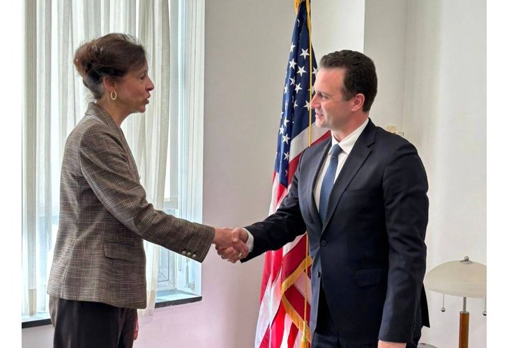 Жечо Станков и Лаура Лохман Жечо Станков и Лаура Лохман