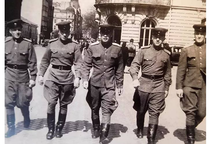 Съветски окупатори в София