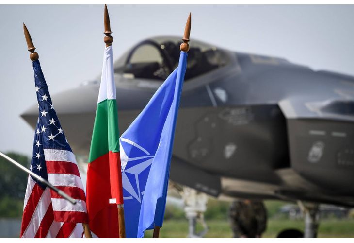 Съюзниците САЩ и България в НАТО