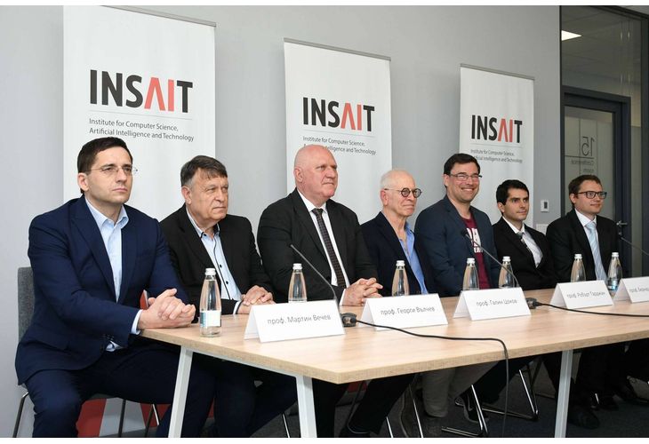 Професори и учени от университети в топ 10 в света напускат държавите си и се местят да работят в института към Софийския университет INSAIT