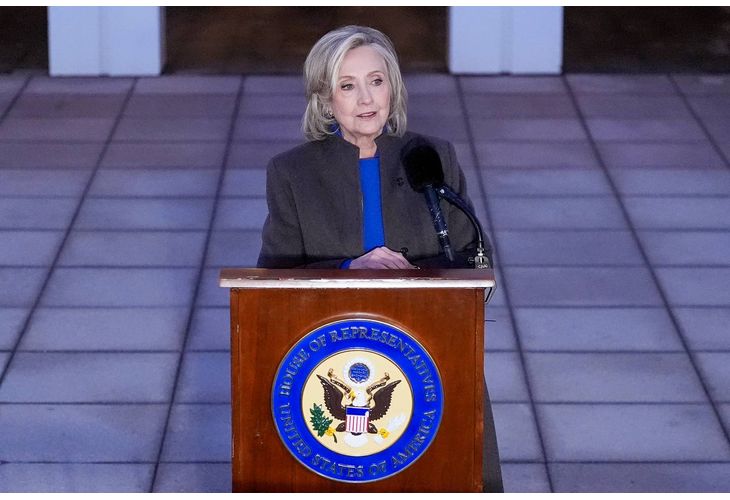 Хилъри Клинтън