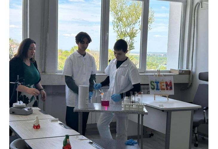 Четири STEM кабинета откриха в Оряхово
