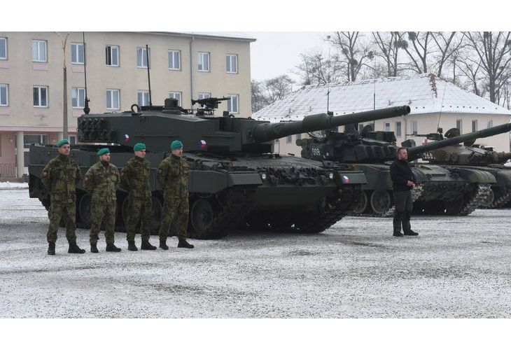 Чешки танк Leopard 2, получен от Германия