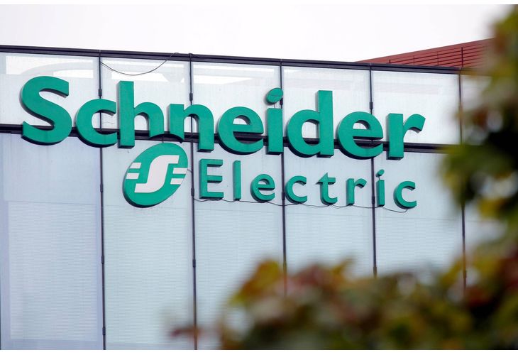 Schneider Electric инвестира над 60 млн евро в разширение на