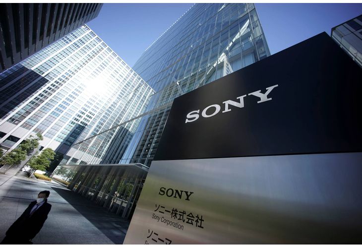 Японският технологичен гигант Sony обяви, че ще купи разработчика на