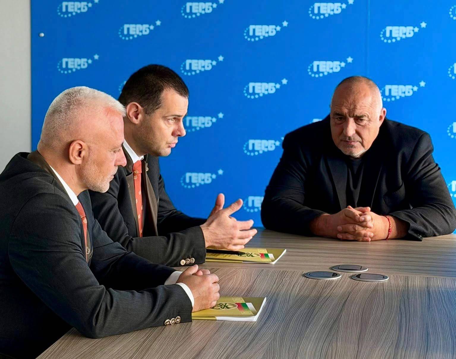 Среща на Борисов с председателя на НЛРС-СЛРБ инж. Васил Василев и главния секретар и член на УС Даниел Тошков 