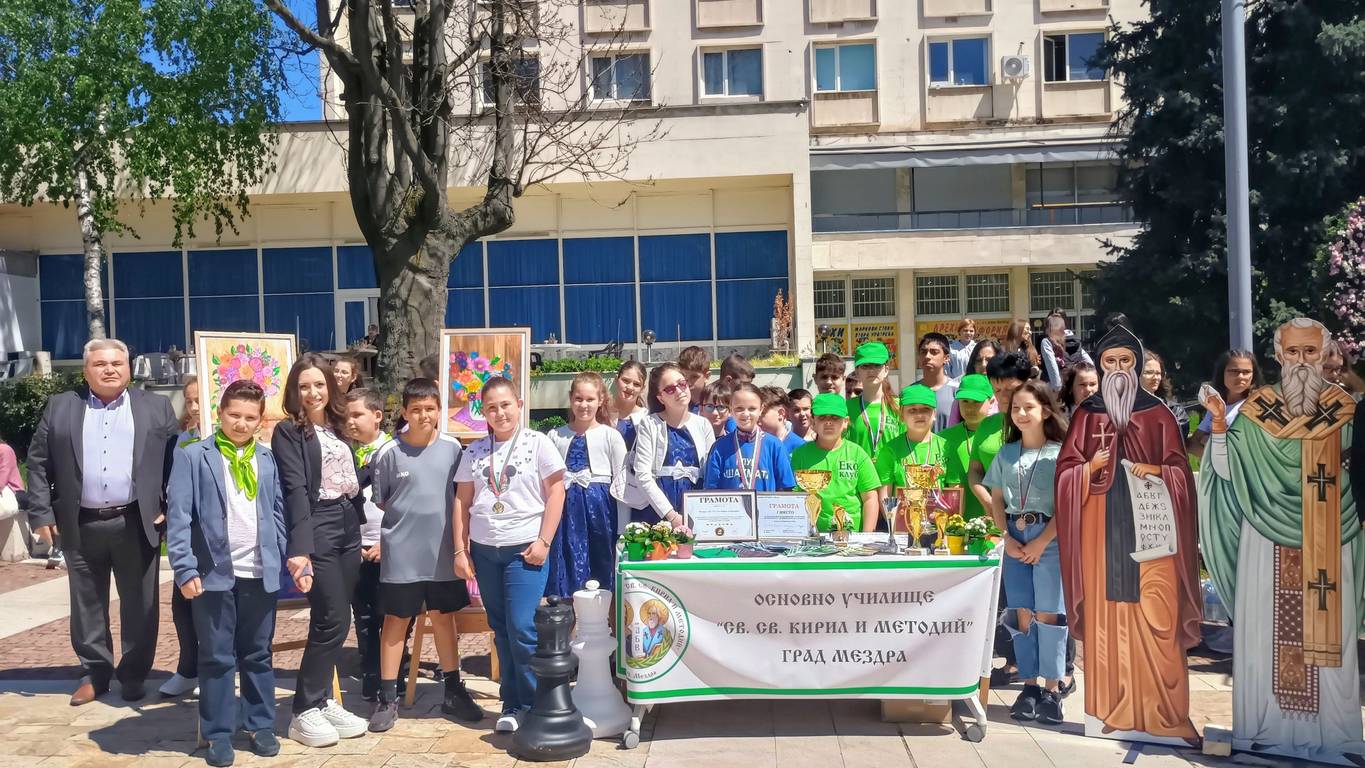  Училищата от община Мездра показаха опциите за образование в локалните образователни заведения 