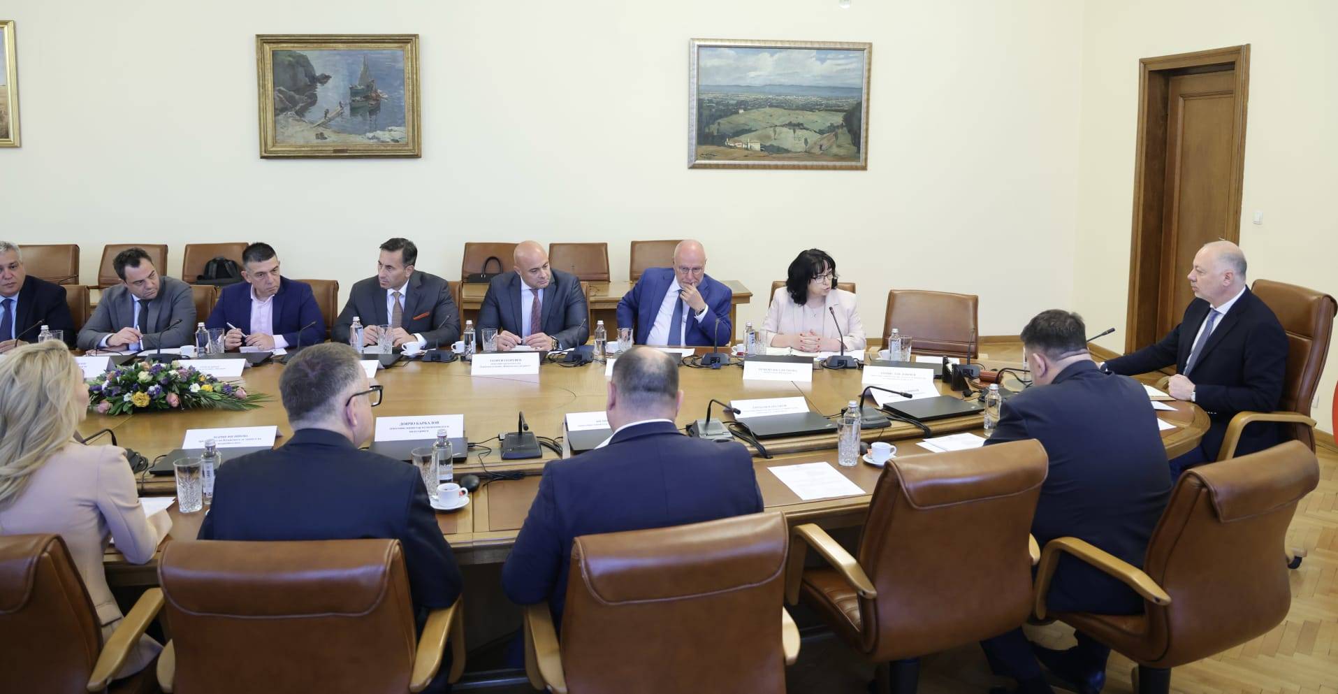 Заседание на Механизма за координация на наблюдението и контрола във връзка с въвеждането на еврото в Република България Заседание на Механизма за координация на наблюдението и контрола във връзка с въвеждането на еврото в Република България