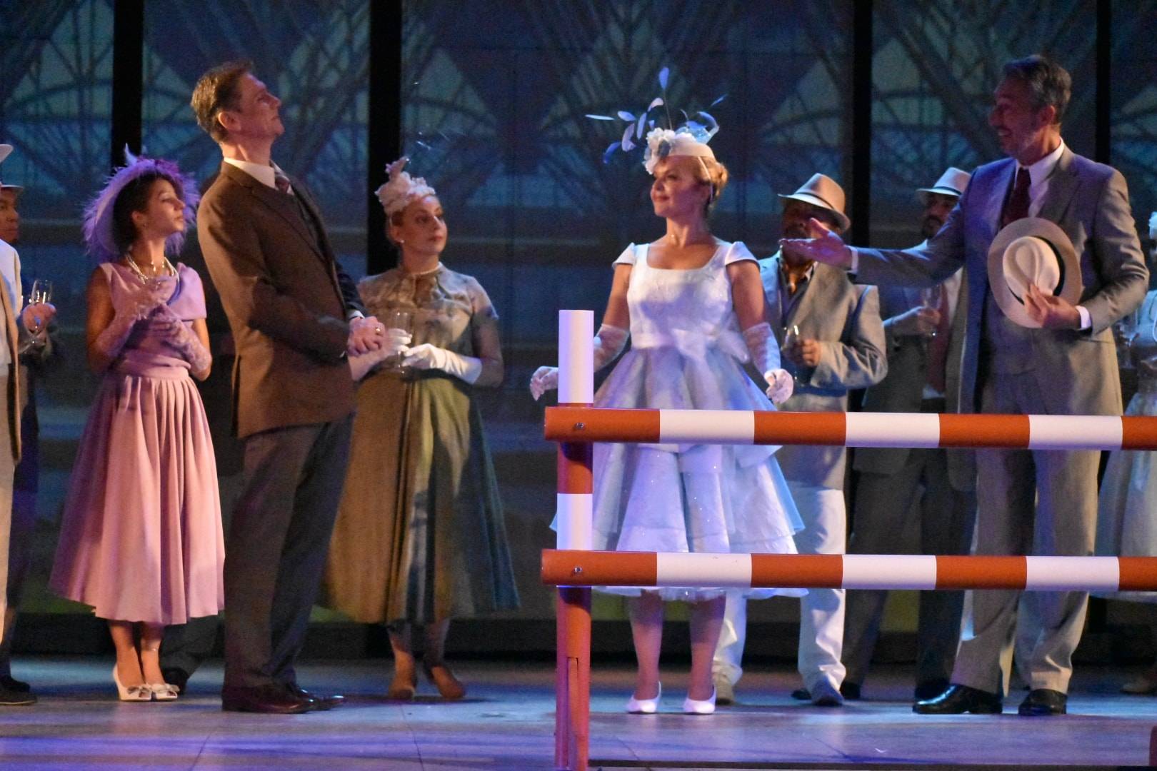  Бродуейският мюзикъл 