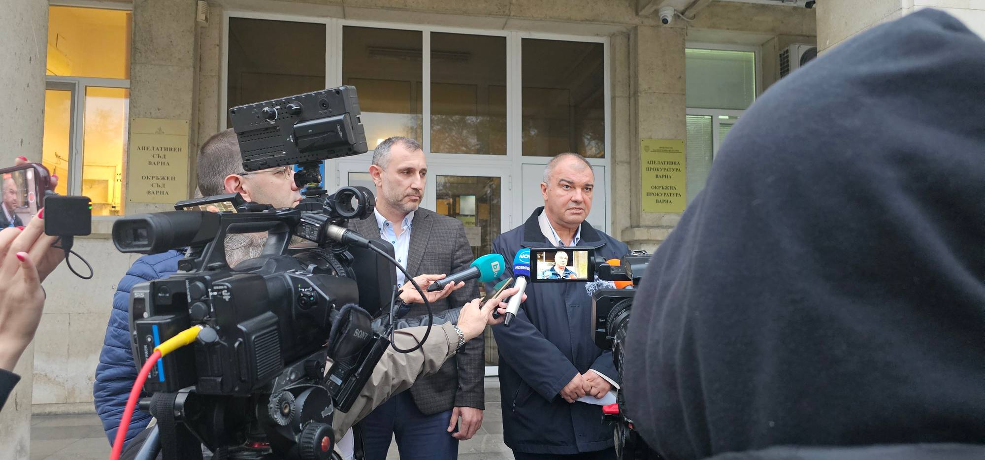 Информация по случая бе предоставена пред представители на средствата за масово осведомяване от административния ръководител на Окръжна прокуратура – Варна – окръжен прокурор Красимир Конов