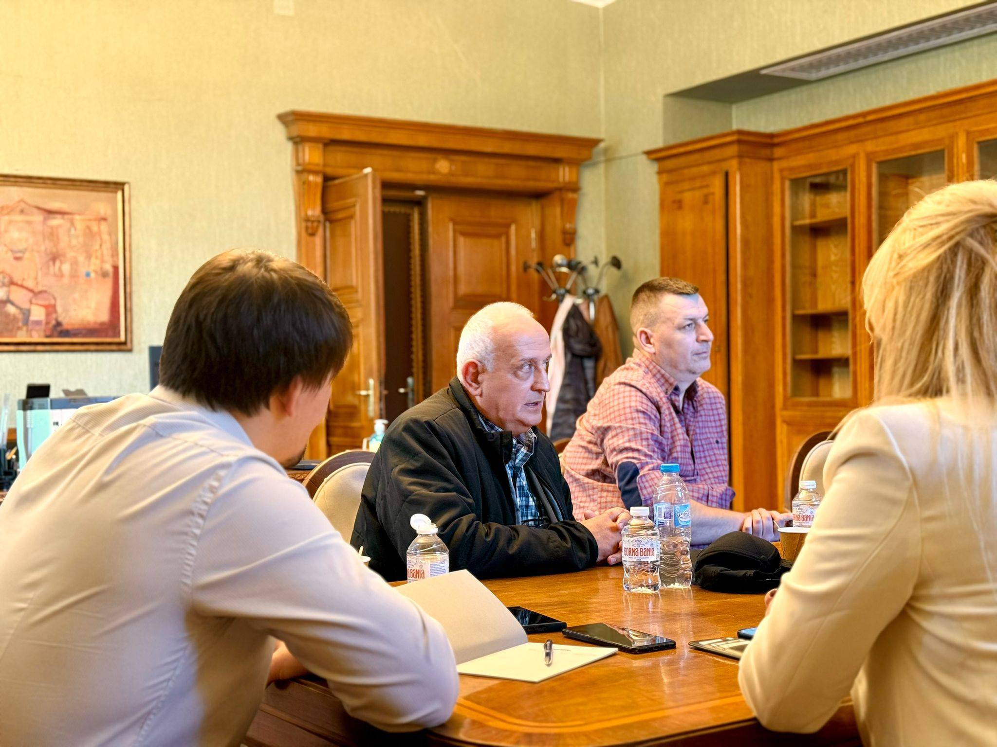  ГЕРБ-СДС организира среща с протестиращи от таксиметровия отрасъл по отношение на нарасналите цени на застраховка 