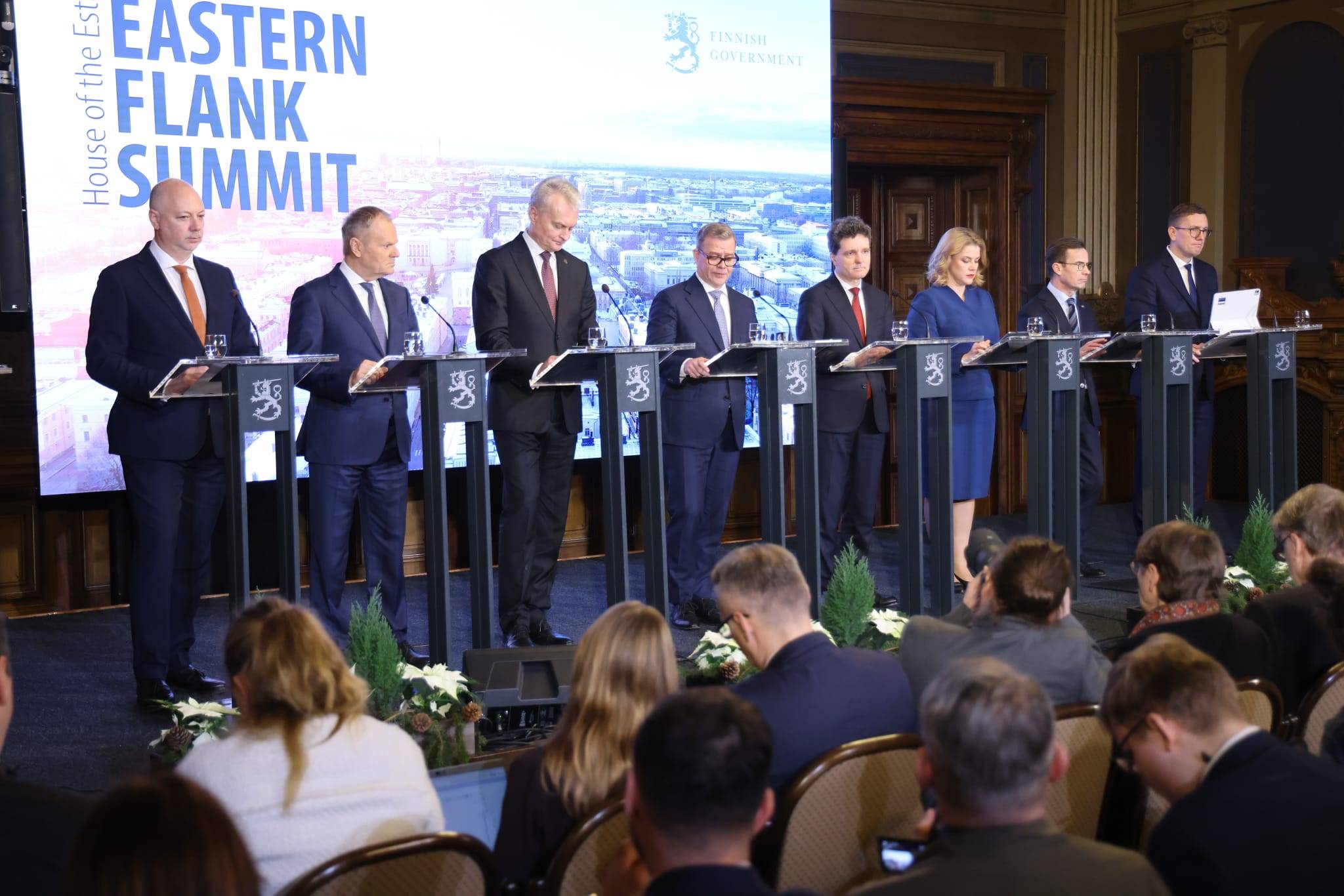 Министър-председателят Росен Желязков в Хелзинки, където участва в първата среща на върха на Източния фланг